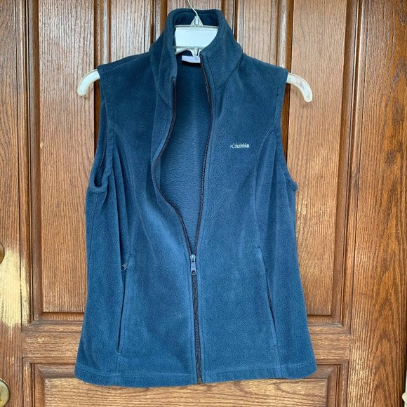 Columbia Jackets & Blazers - Columbia deep blue fleece zip up vest